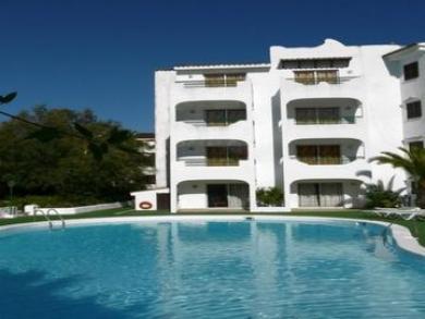 Bj Europa Appartement *